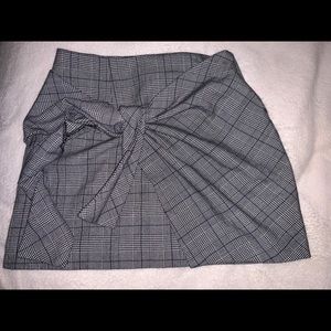 Forever 21 tied plaid mini skirt